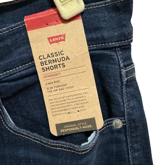 Levi’s - Classic Bermuda Shorts - Denim - size 31 (12) NWT - Picture 2 of 6